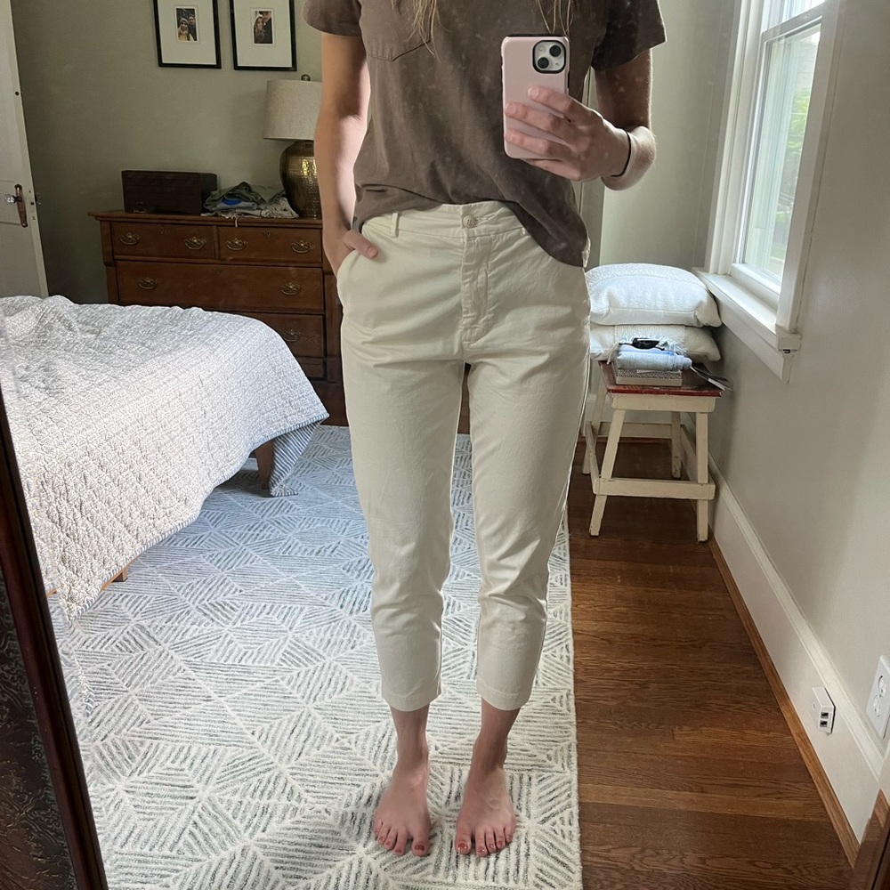 Women’s Myths Cream Cropped Pants (26" Waistband)
